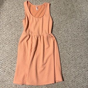 Xhilaration peach textured stretchy sundress size small